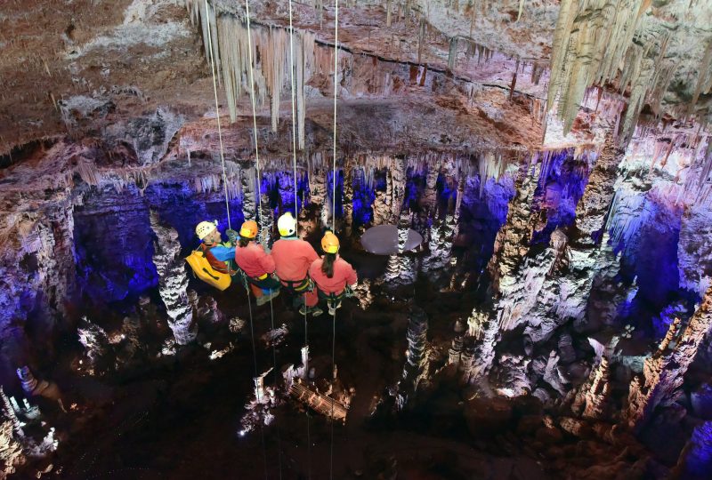 Höhle des Salamanders à Méjannes-le-Clap - 8
