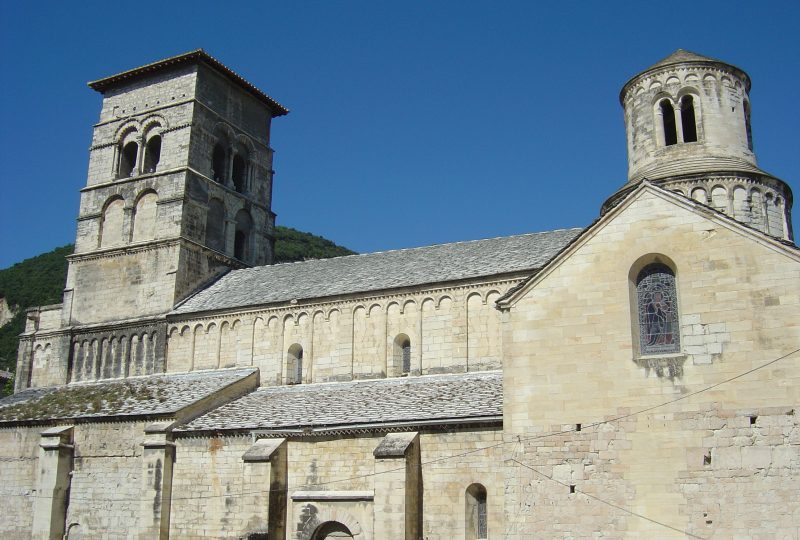 Sainte Marie’s abbey-church à Cruas - 2