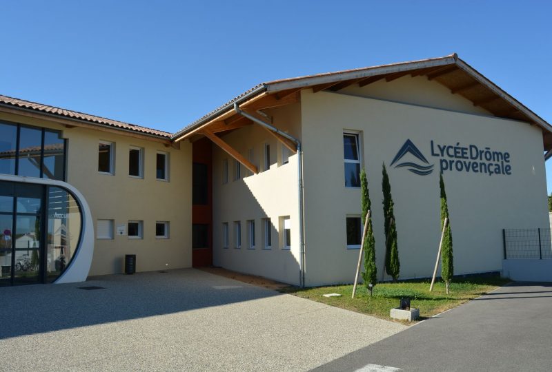 Lycée Drôme Provençale à Saint-Paul-Trois-Châteaux - 3